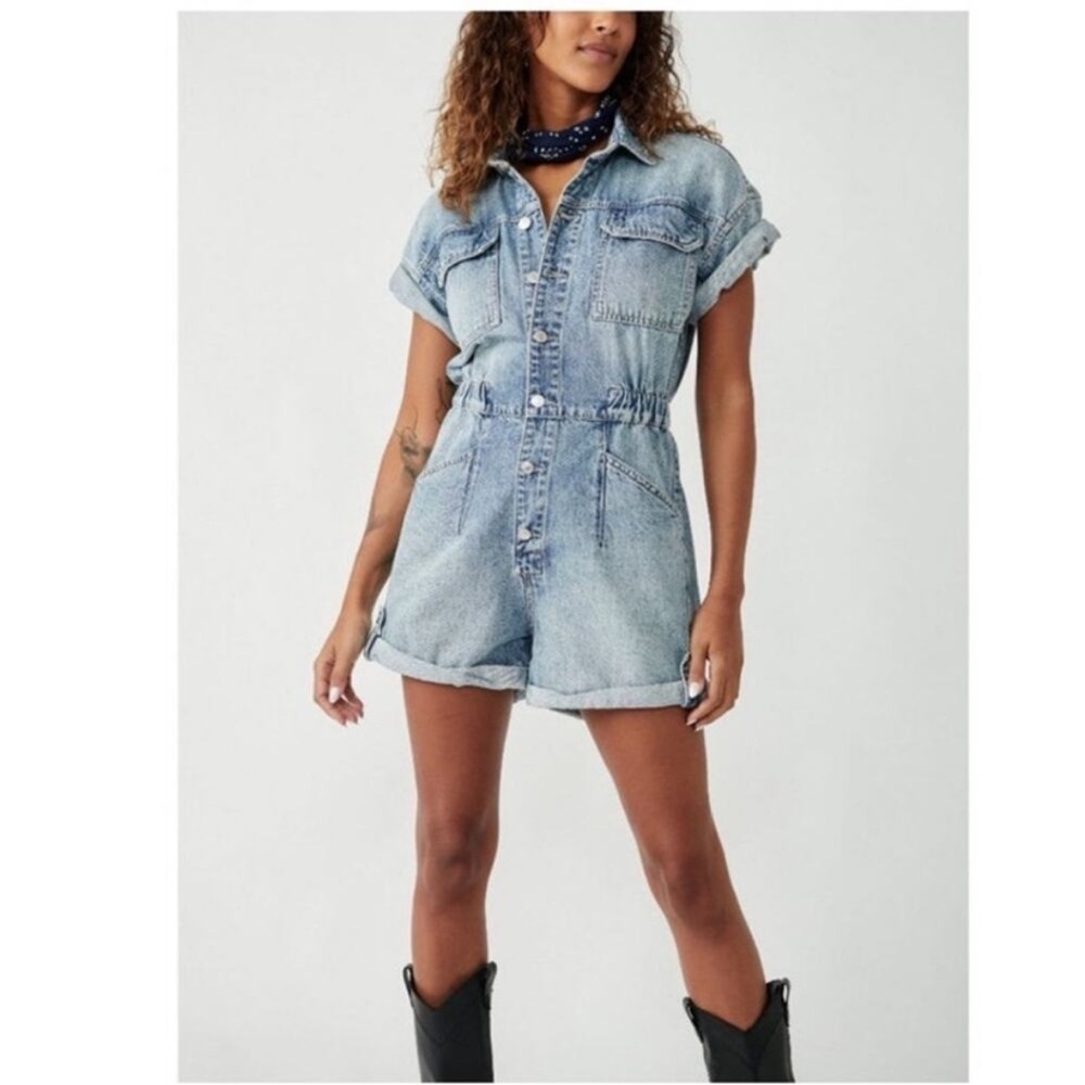 Free people Marci cuffed shortalls XS